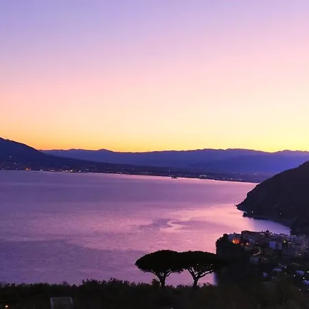 Giardino 21 Marzo 4* Vico Equense