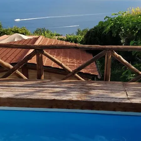 Giardino 21 Marzo ベッド・アンド・ブレックファスト 4*