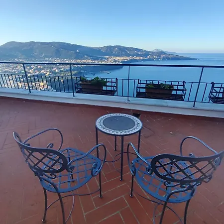 Giardino 21 Marzo 4* Vico Equense